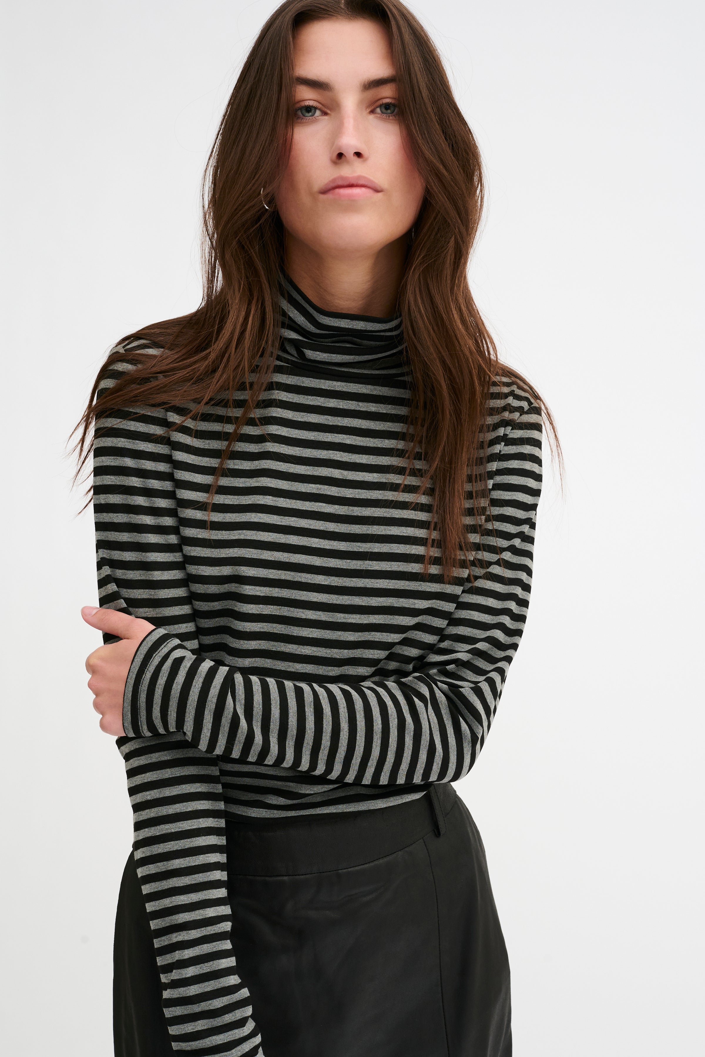 DanaMW Rollneck Blouse, Black/grey
