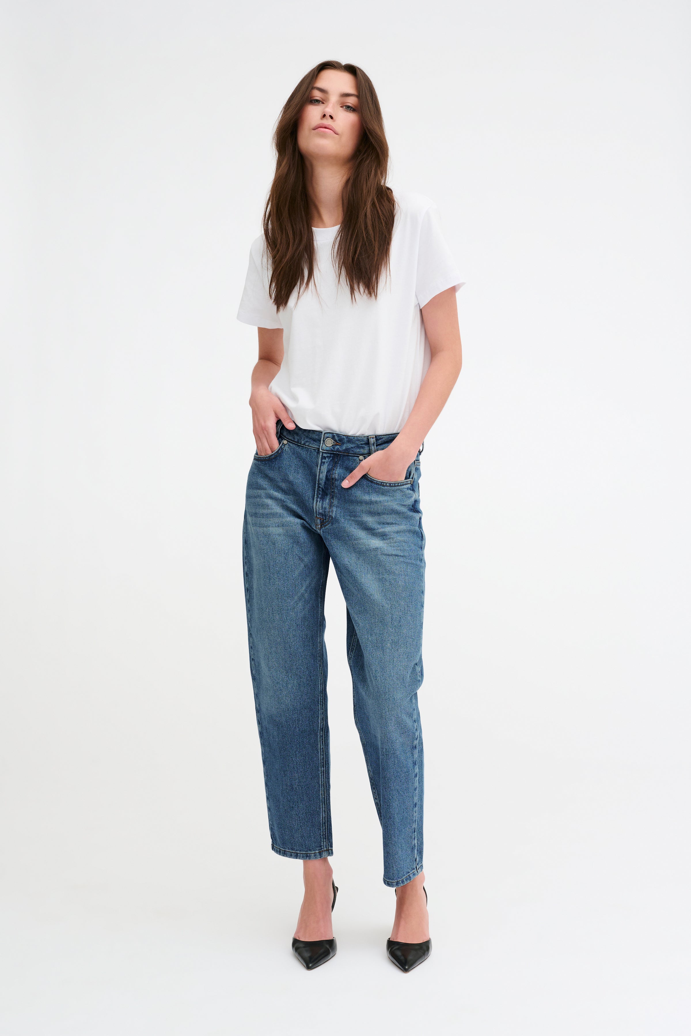 My Essential Wardrobe MommyMW High Straight Jeans