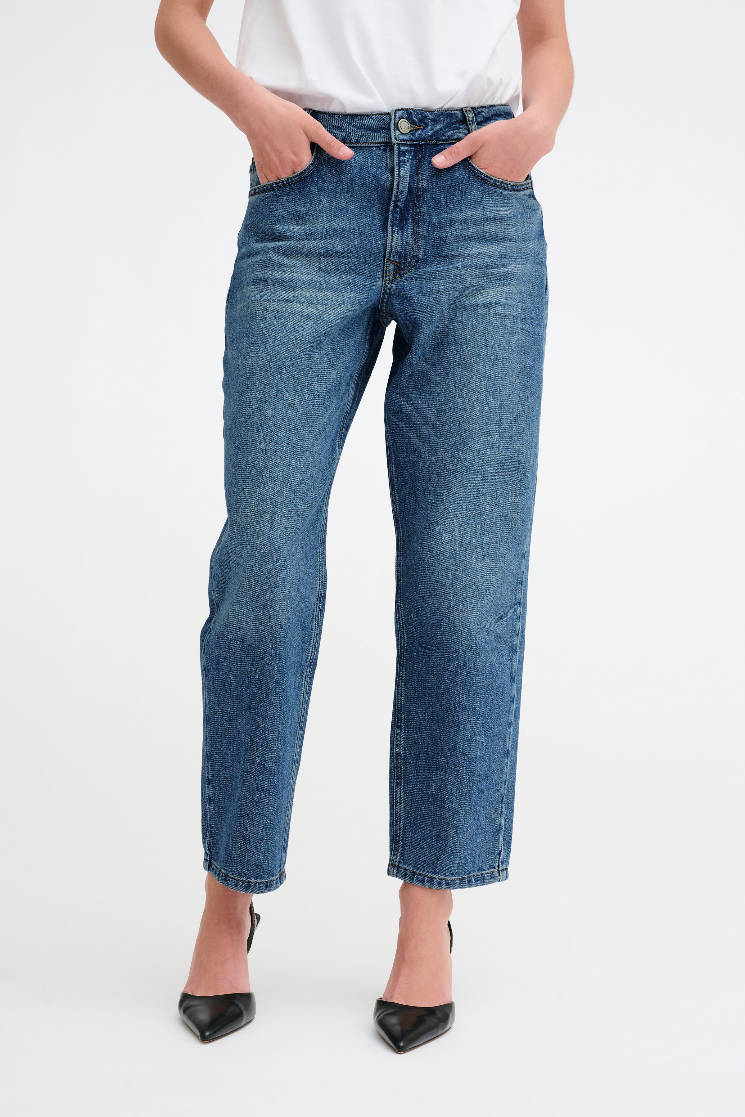 My Essential Wardrobe MommyMW High Straight Jeans