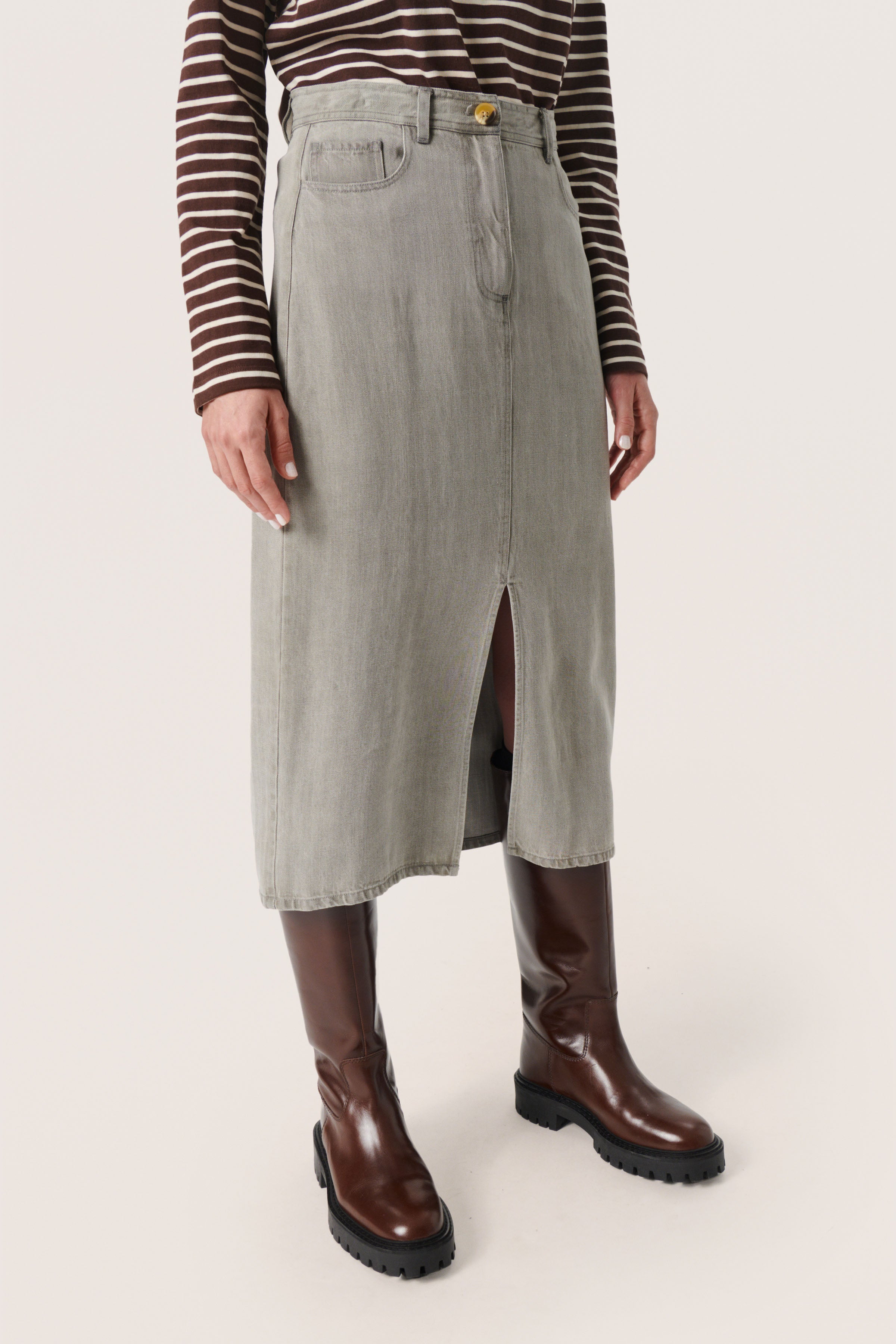 Soaked Friday Skirt