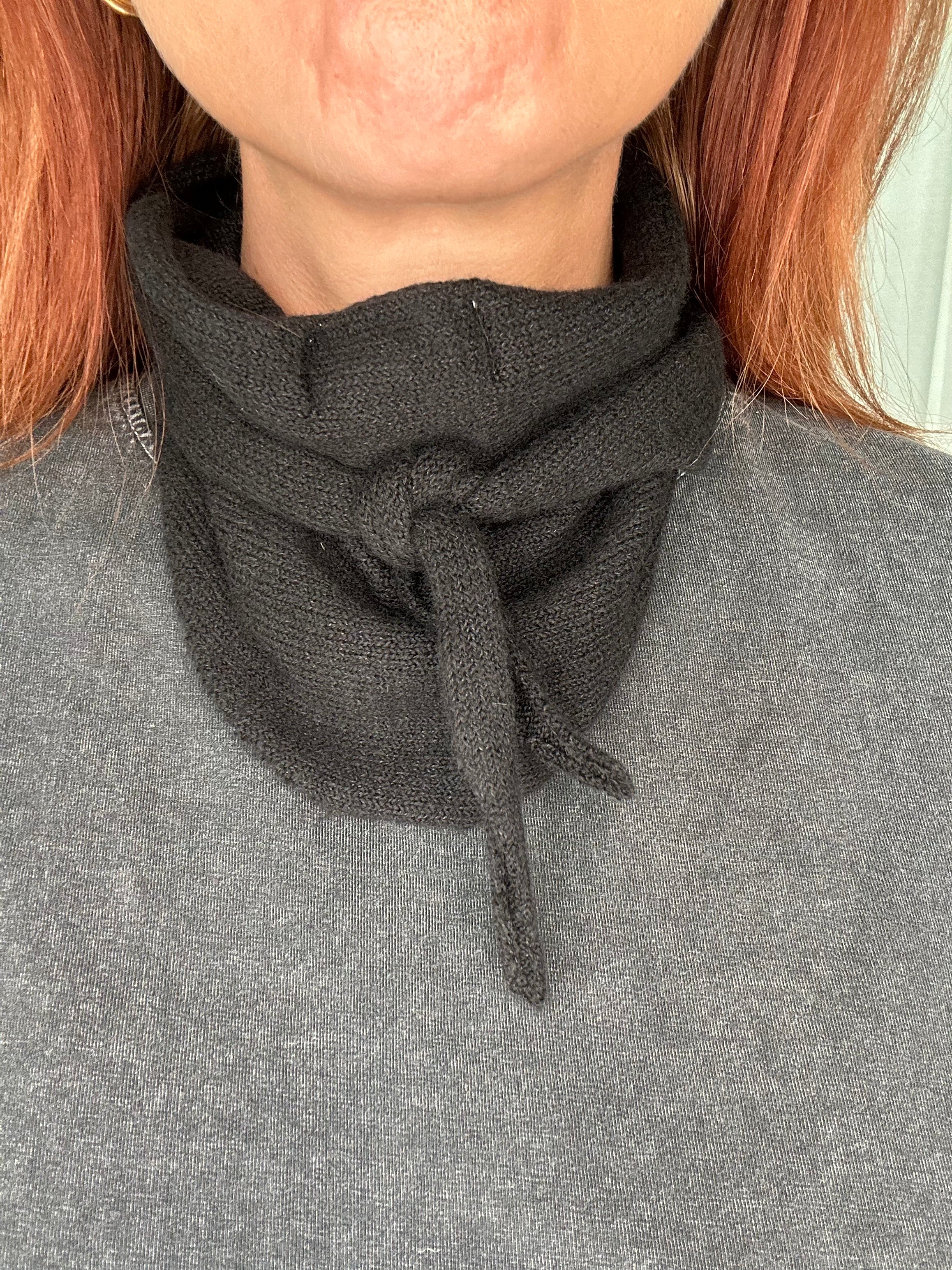 Object Julie Scarf, Black