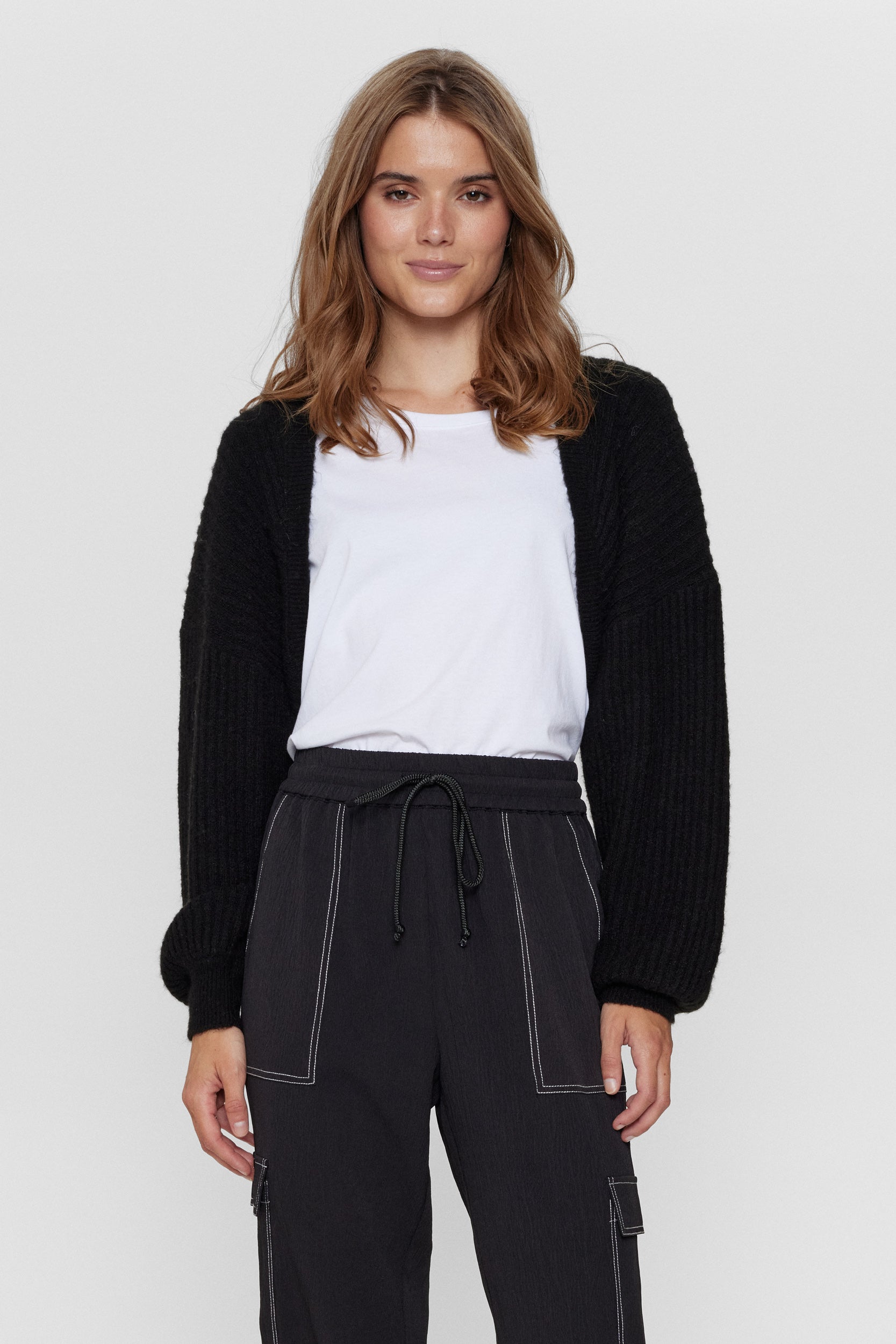 Nümph Numila Bolero, Black