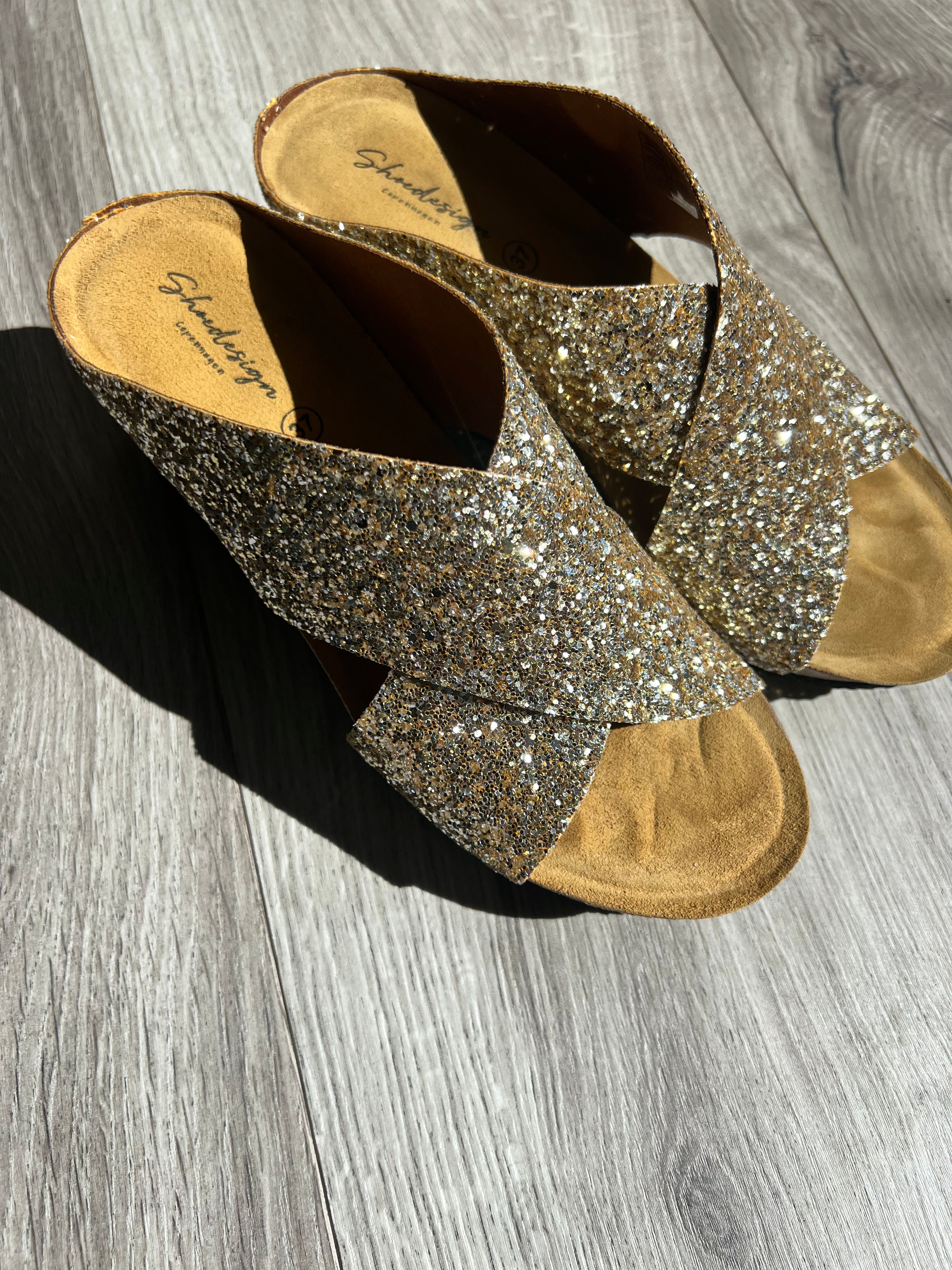 Shoedesign Copenhagen Shadow sandal, Gold