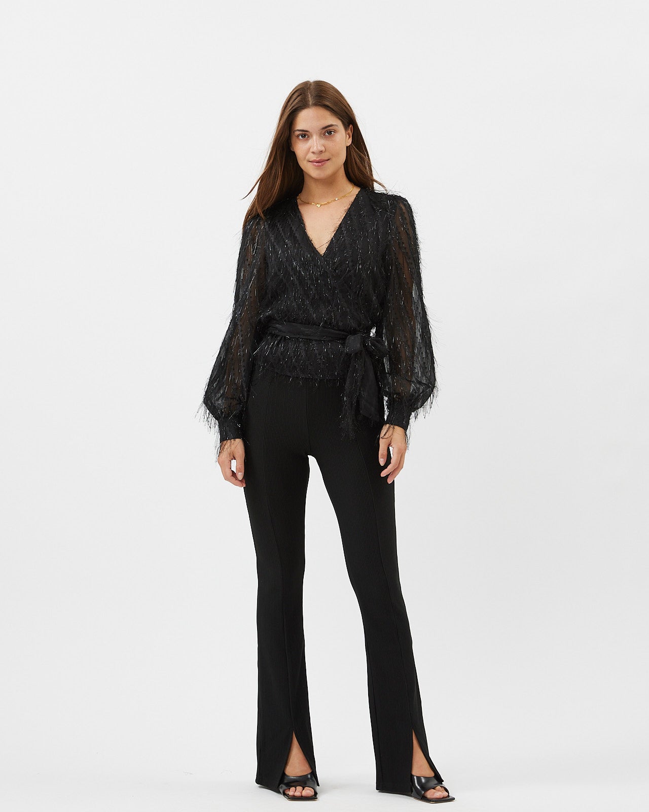 Moves Patti top