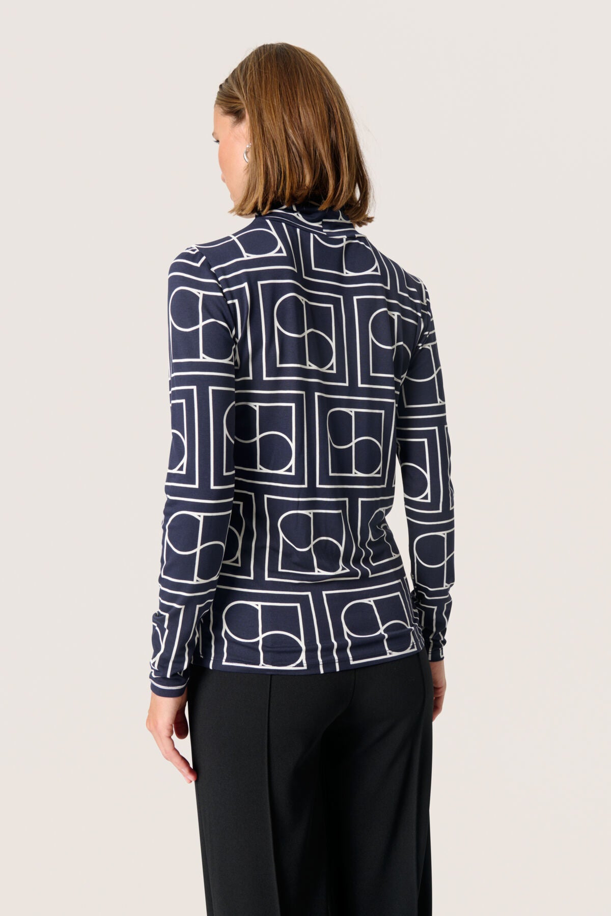 Soaked Hanadi Printed Rollneck, Navy